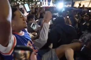 纽约观赛派对起骚乱 警方出动遭讽:萨克麦迪克~只能使用催泪瓦斯