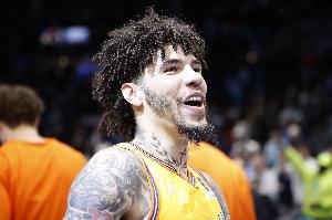 帕金斯对森林狼交易来三球的评价：看好他与华子成为NBA顶级后场搭档