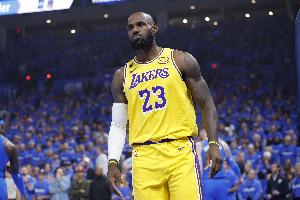 Windhorst：詹姆斯与湖人或将进行谈判，预计留队几率达51%