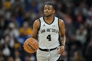 船记：福克斯上篮恐成NBA史上最尴尬时刻之一