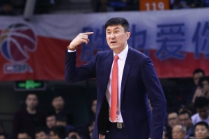 苏群表示：我对杜锋东山再起充满信心，至于他是否回归广东还需看缘分。