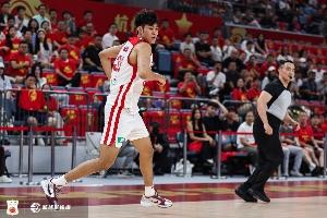 媒体人透露：国王曾细致评估年轻国手王浩然，其曾入选次轮选秀名单
