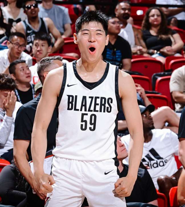 明天尼克斯vs马刺在线
