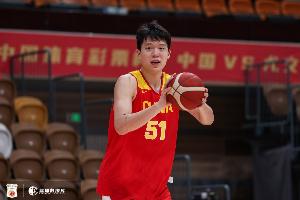 中国男篮热身赛阵容：杨瀚森复出搭档廖三宁、贺希宁、朱俊龙和王俊杰