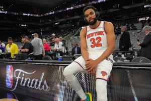 美国媒体：唐斯总决赛场均数据19.5分12.5篮板4助攻，赢得FMVP赔率排名第二