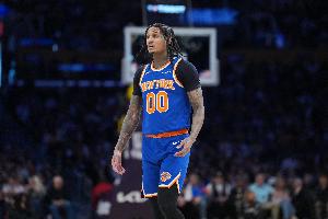 带刀侍卫克拉克森三节贡献6中4，收获10分，NBA杯决赛助力15分