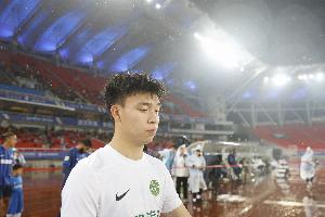 本季15战贡献5进球3助攻！19岁王钰栋估值达180万欧元，成中国球员之最