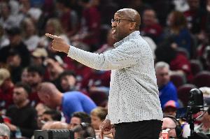 面包：NBA赛场竞争激烈，与这些队员并肩作战的机会极为难得