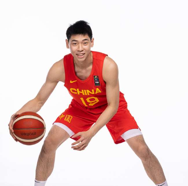 尼克斯vs马刺总决赛
