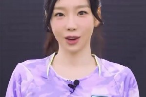 举国之力！韩国女团成员为韩国男足加油！