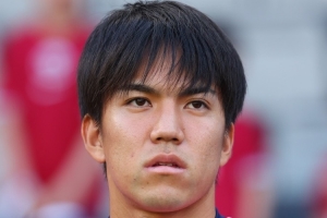 田中聪今日接受沙尔克体检，沙尔克触发球员100万欧解约金条款