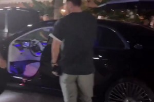 低调❤️！梅西与妻子迈阿密外出共进晚餐