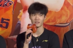 偰李永炜评价弗格：生活中极好的老大哥，期望他留在上海