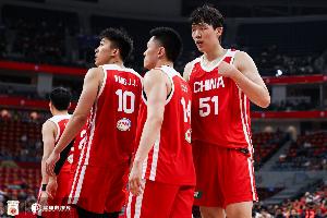 王俊杰与杨瀚森被召回，中国男篮主场失利令人困惑