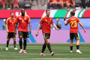 震惊！FIFA第十届比利时世界杯连续两场平局，5亿强阵两场共射入38球却仅进1球